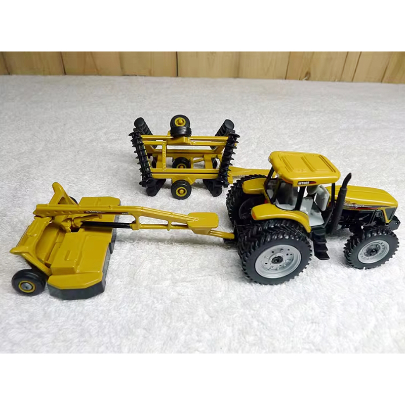 ERTL Diecast 1:64 Scale Challe - Farming Agriculture Model 评论和价格